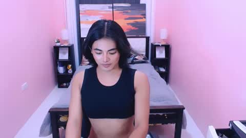 Snapshot of miamoreamara69 chatting on 06-28-26, 07:20 miamoreamara69 online show from 06-28-26, 07:20