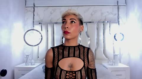 Mia Morgann online show from 02-25-25, 11:30