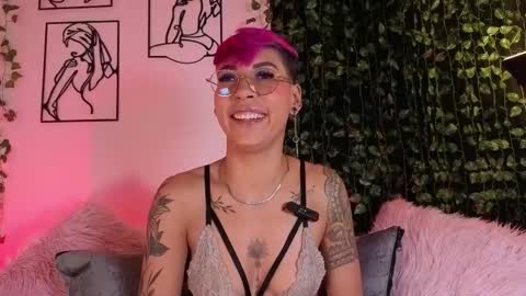 Mia Morgann online show from 10-25-25, 12:56