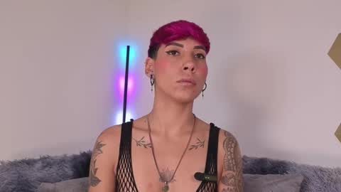 Mia Morgann online show from 11-27-25, 01:46