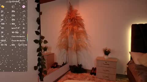 Snapshot of miaoconell chatting on 03-04-26, 11:11 miaoconell online show from 03-04-26, 11:11