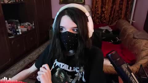 Kristien online show from 11-15-25, 05:31