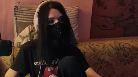 Kristien online show from 12-13-25, 07:53