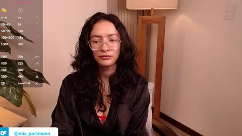 MIAPORTMANN online show from 05-10-26, 11:59