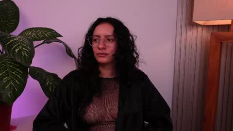 MIAPORTMANN online show from 06-17-26, 10:39