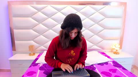 Sweetie Mia online show from 02-08-25, 12:28