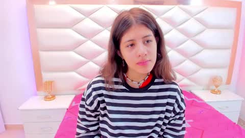 Sweetie Mia online show from 03-04-25, 12:22