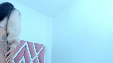 Mia Quevedo online show from 10-04-25, 02:59