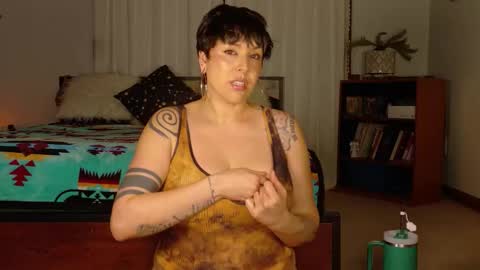 Snapshot of miariveraxxx chatting on 03-28-26, 02:22 Mia Rivera online show from 03-28-26, 02:22