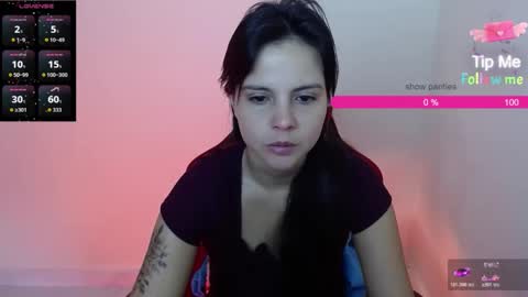Snapshot of miarobinn_ chatting on 11-15-25, 10:01 miarobinn_ online show from 11-15-25, 10:01