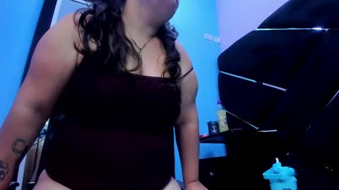 MiaRouse online show from 05-06-26, 10:15
