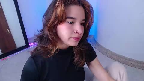 miascarlet_16 online show from 11-20-25, 01:33