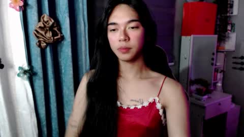 Snapshot of miatrixs chatting on 03-06-26, 08:38 Mia online show from 03-06-26, 08:38