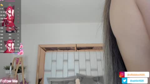 Snapshot of miavillalobos_ chatting on 01-20-25, 03:07 Mia Villalobos online show from 01-20-25, 03:07