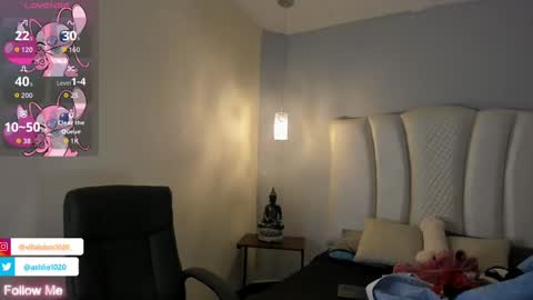 Mia Villalobos online show from 10-01-25, 12:00