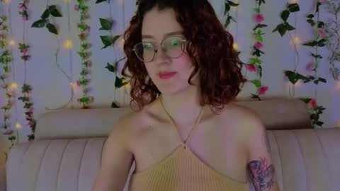 Mia winx  online show from 12-02-25, 01:22