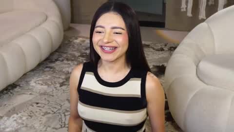 mia online show from 03-04-25, 01:34