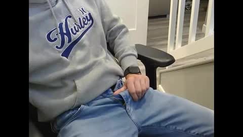 mic6969mic online show from 11-19-25, 03:23