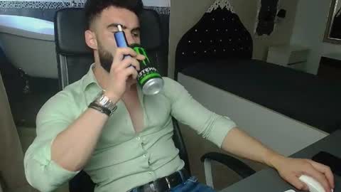 MicahLane online show from 06-26-26, 04:17