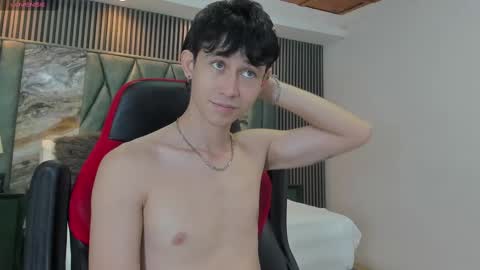 Michael online show from 09-10-25, 02:39