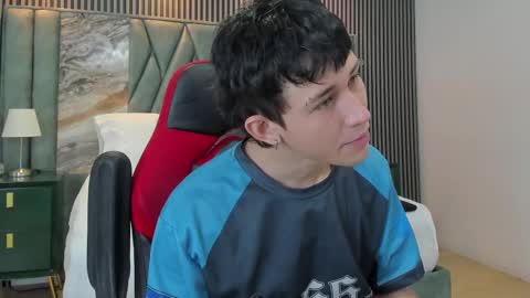 Michael online show from 09-12-25, 02:39