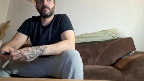 michael666c online show from 03-11-25, 08:31