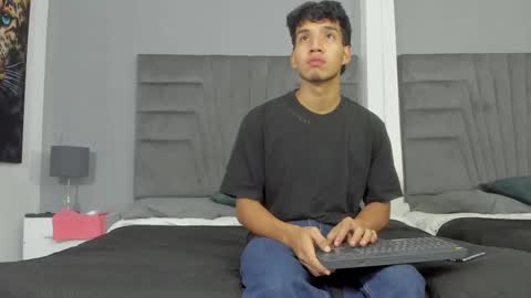 Michael Ross online show from 02-08-26, 11:24