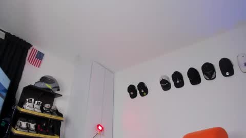 Snapshot of michael_boy88_ chatting on 03-12-25, 12:42 Michael Boy online show from 03-12-25, 12:42