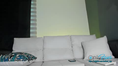 Snapshot of michael_boy88_ chatting on 09-24-25, 09:51 Michael Boy online show from 09-24-25, 09:51