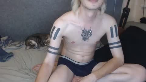 Snapshot of michael_danymans chatting on 07-29-26, 03:32 Michael online show from 07-29-26, 03:32