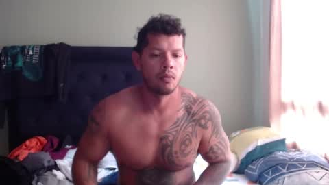 Snapshot of michael_daviss1 chatting on 02-04-26, 08:14 Michael Daviss online show from 02-04-26, 08:14