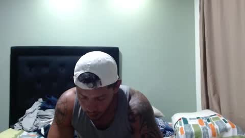 Snapshot of michael_daviss1 chatting on 02-14-26, 12:29 Michael Daviss online show from 02-14-26, 12:29