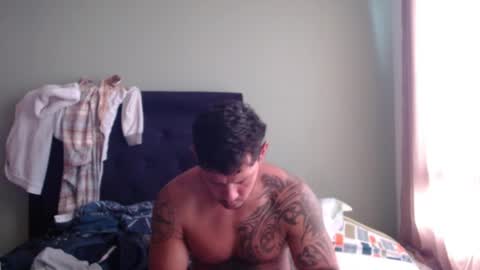 Snapshot of michael_daviss1 chatting on 02-16-26, 05:20 Michael Daviss online show from 02-16-26, 05:20