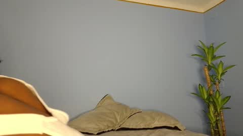 Michael online show from 10-06-25, 02:20