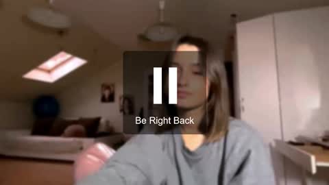 Snapshot of michael_pors chatting on 10-05-25, 02:37 Emily online show from 10-05-25, 02:37