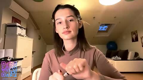 Snapshot of michael_pors chatting on 10-30-25, 02:29 Emily online show from 10-30-25, 02:29