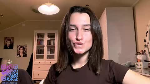 Snapshot of michael_pors chatting on 11-14-25, 02:27 Emily online show from 11-14-25, 02:27