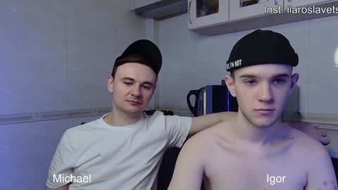 Snapshot of michael_sexdevil chatting on 01-19-25, 03:53 michael_sexdevil online show from 01-19-25, 03:53