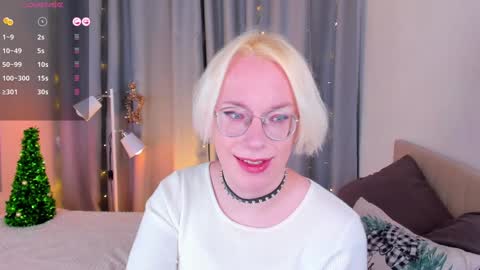 Snapshot of michael_swan chatting on 12-27-24, 10:12 Michel online show from 12-27-24, 10:12