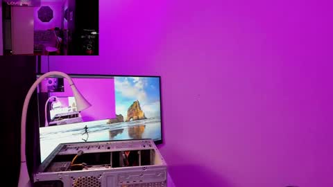 Snapshot of michael_wolfborn chatting on 12-04-24, 02:48 Michael online show from 12-04-24, 02:48