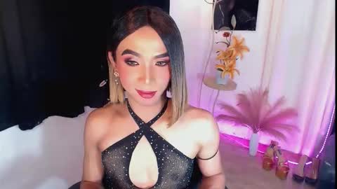 michaelagoddess online show from 10-08-25, 05:43