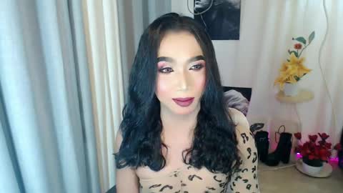 Snapshot of michaelagoddess chatting on 05-05-26, 10:29 michaelagoddess online show from 05-05-26, 10:29