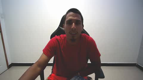 Snapshot of michaelhotbbc chatting on 09-26-25, 05:44 Michael online show from 09-26-25, 05:44