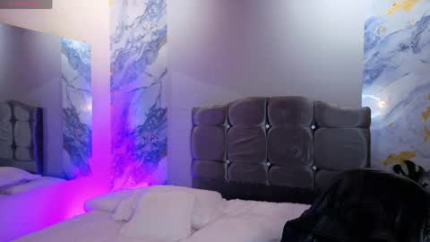 Snapshot of michaell_peters chatting on 05-11-26, 02:45 MICHAELL online show from 05-11-26, 02:45