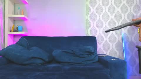 Snapshot of michaell_twink chatting on 12-19-24, 03:40 Michaell online show from 12-19-24, 03:40