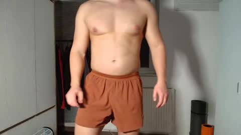 Snapshot of michaelos11 chatting on 03-05-26, 06:37 michaelos11 online show from 03-05-26, 06:37