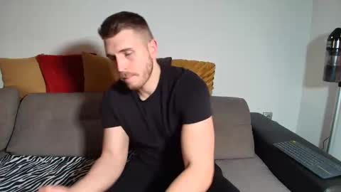 Snapshot of michaelos11 chatting on 03-18-26, 04:32 michaelos11 online show from 03-18-26, 04:32