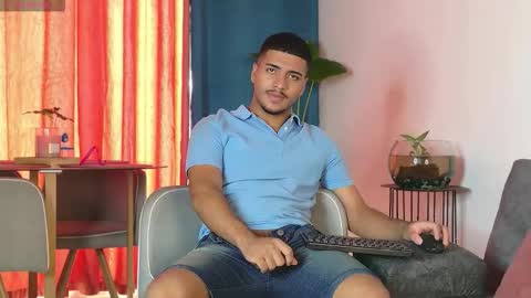 michel g22 online show from 09-28-25, 04:12