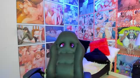 michel_lopez18 online show from 01-15-25, 08:05
