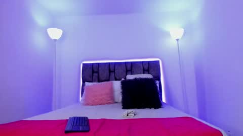 Michelle online show from 01-20-25, 03:28